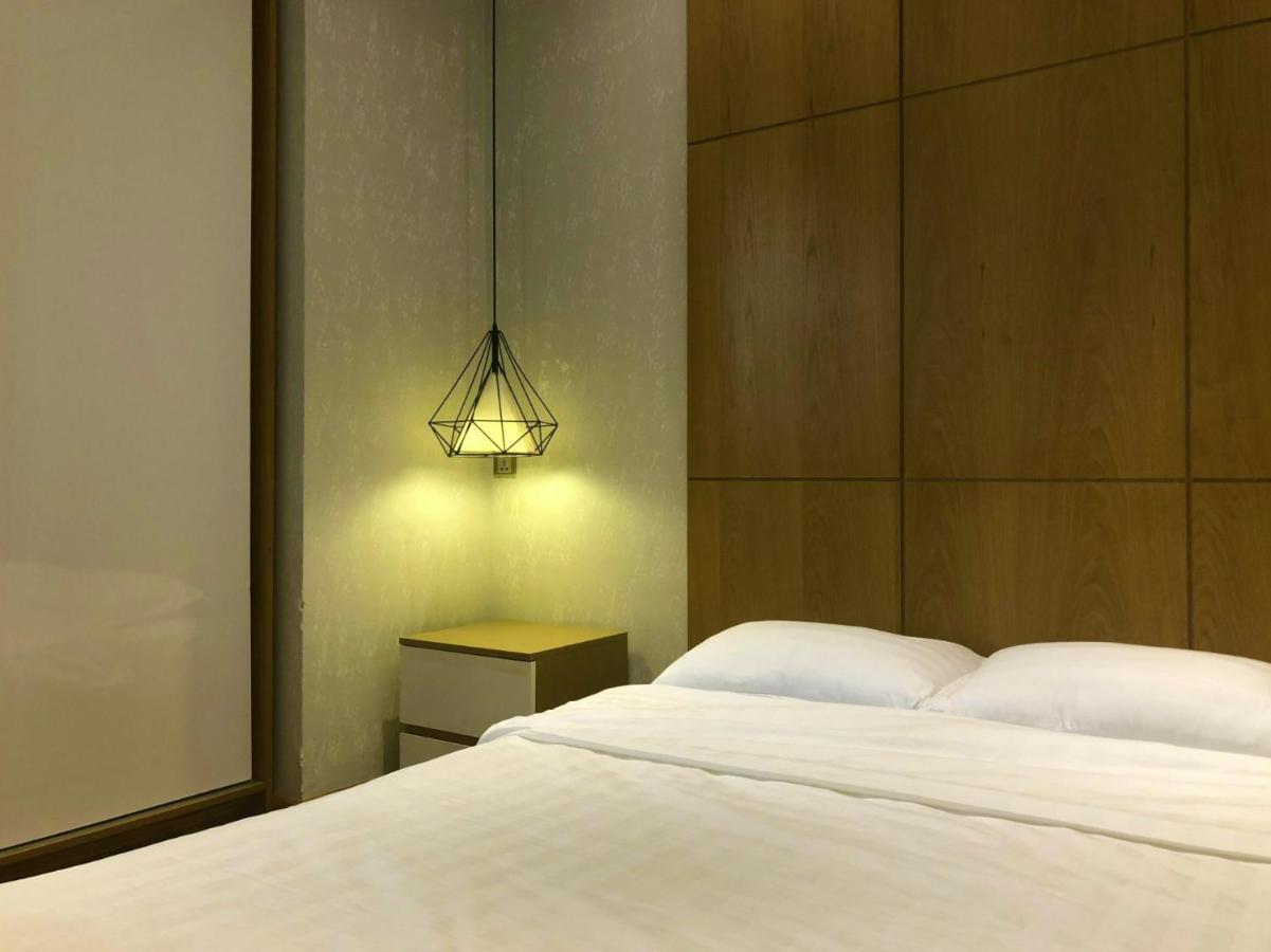 Full House Retreat - The Water Front Aparthotel Ho Chi Minh-stad Buitenkant foto